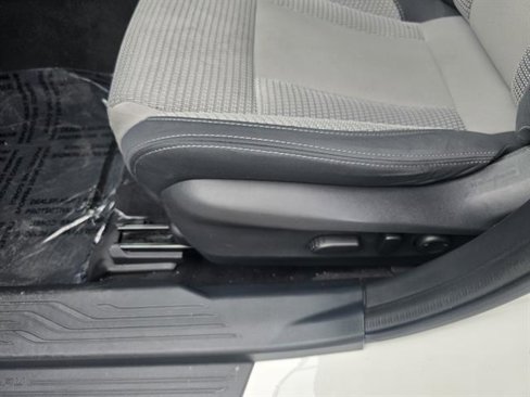 Used 2022 Subaru Outback Premium image 24