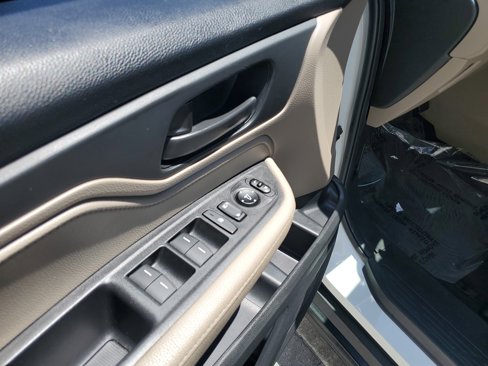 Used 2020 Honda Odyssey EX image 17