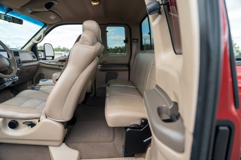 Used 2001 Ford F350 Lariat image 33