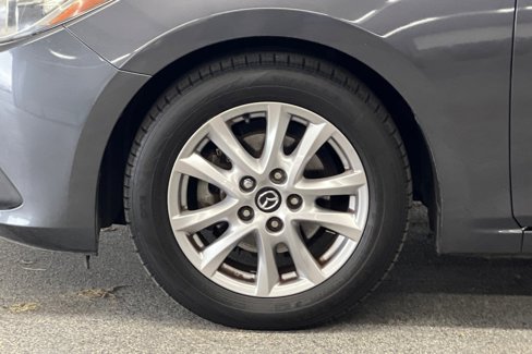 Used 2016 MAZDA MAZDA3 i Touring w/ Popular Equipment Package image 23