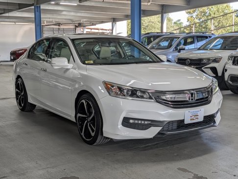 Used 2017 Honda Accord EX-L image 29