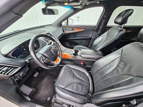 Used 2019 Lincoln Nautilus Reserve image 7