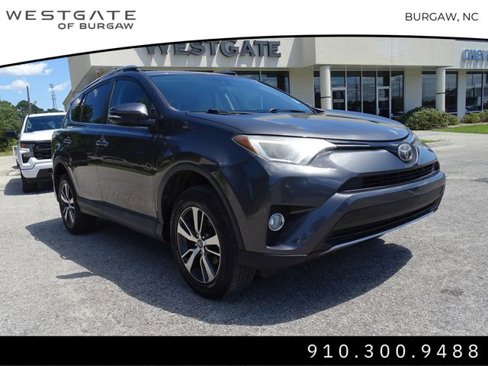 Used 2017 Toyota RAV4 XLE image 2