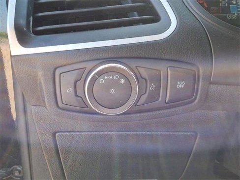 Used 2022 Ford Edge SEL image 21