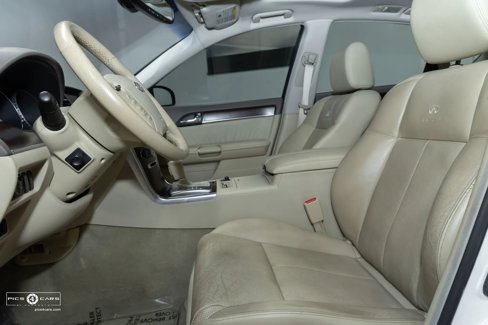 Used 2010 INFINITI M35 w/ Technology Pkg image 19