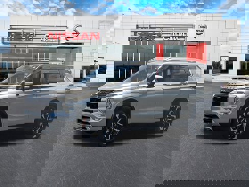 Used 2022 Mitsubishi Outlander SE image 7