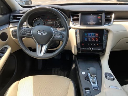 Certified 2022 INFINITI QX50 Luxe image 2