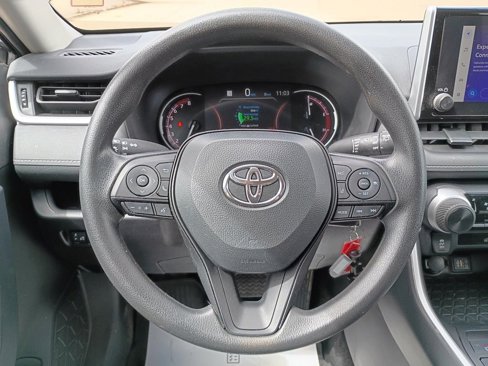 Used 2024 Toyota RAV4 LE image 17