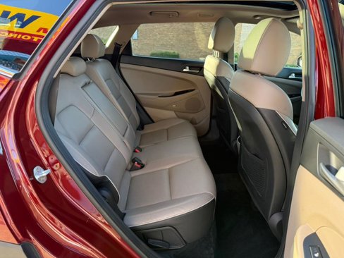 Used 2019 Hyundai Tucson Ultimate w/ Cargo Package image 10