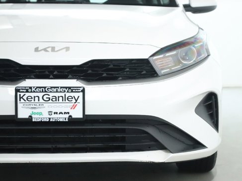 Used 2023 Kia Forte LXS image 7