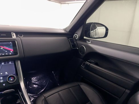 Used 2020 Land Rover Range Rover Sport HSE image 29