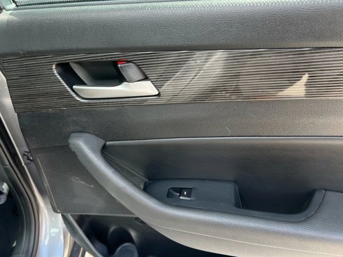 Used 2019 Hyundai Sonata Limited w/ Ultimate Package 04 image 18