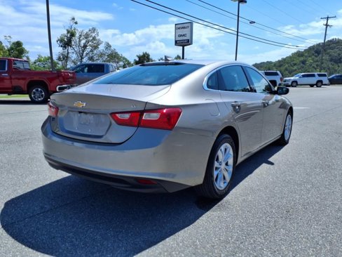 Used 2023 Chevrolet Malibu LT image 4
