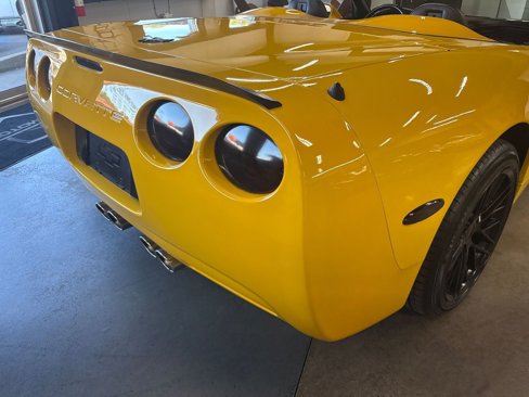 Used 2003 Chevrolet Corvette Convertible w/ Preferred Equipment Group1 image 27