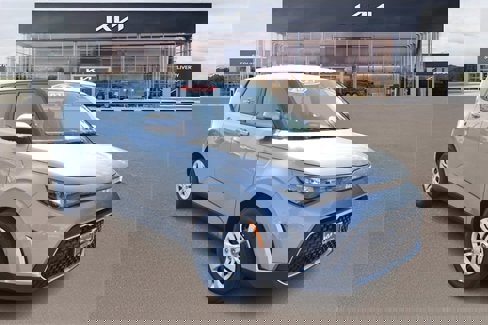 New 2025 Kia Soul LX image 1