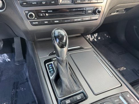 Used 2015 Hyundai Genesis 3.8 w/ Option Group 04 image 25