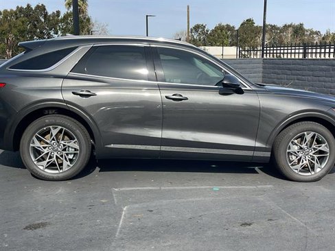 Used 2025 Genesis GV70 2.5T w/ Select Package image 6