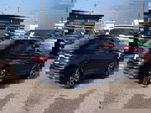 Certified 2025 Volkswagen Jetta Sport image 6