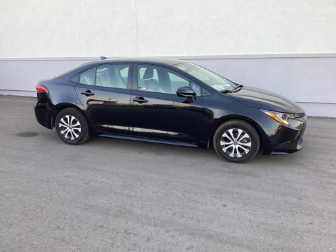 Certified 2021 Toyota Corolla LE image 9