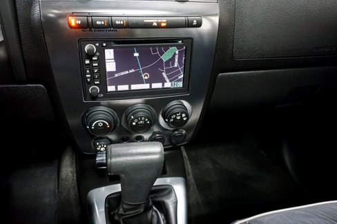 Used 2009 HUMMER H3 Alpha image 23
