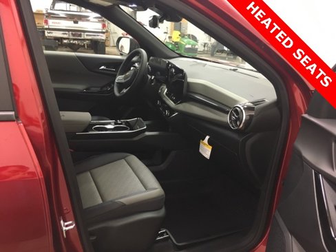 New 2026 Chevrolet Equinox LT w/ Convenience Package II image 14