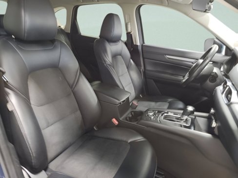 Used 2018 MAZDA CX-5 Touring image 11