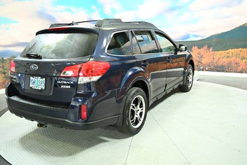 Used 2014 Subaru Outback 2.5i Premium image 11
