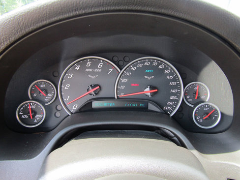Used 2005 Chevrolet Corvette Coupe w/ Preferred Equipment Group image 18