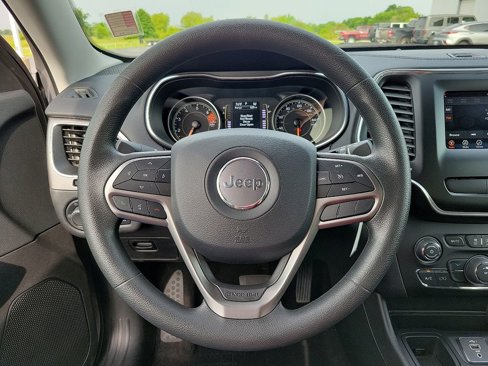 Used 2020 Jeep Cherokee Latitude image 19