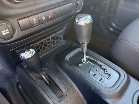 Used 2017 Jeep Wrangler Unlimited Sport w/ Connectivity Group image 20