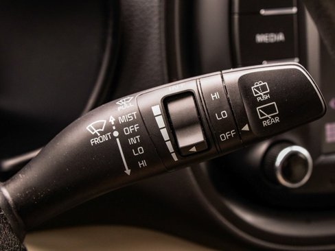 Used 2023 Kia Soul LX image 29