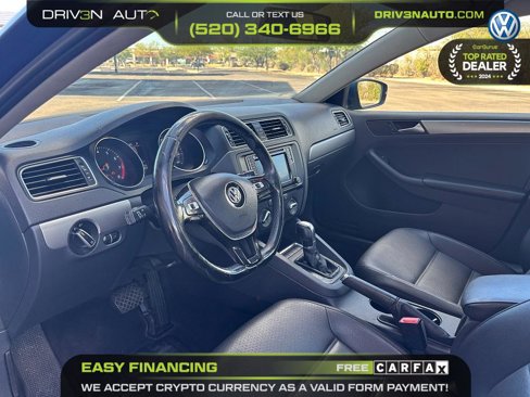 Used 2017 Volkswagen Jetta SE image 9