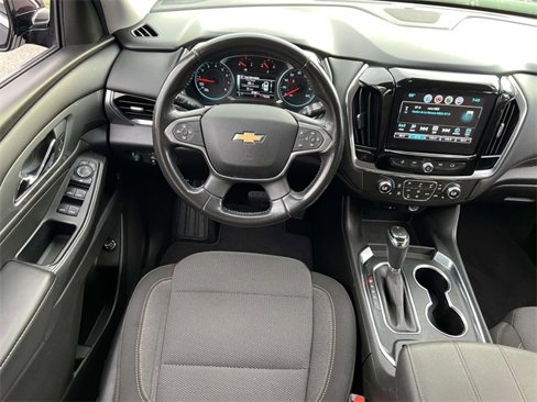 Used 2019 Chevrolet Traverse LT image 16
