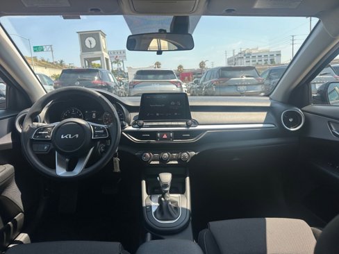 Used 2024 Kia Forte LXS image 31