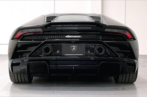 Used 2022 Lamborghini Huracan EVO image 5