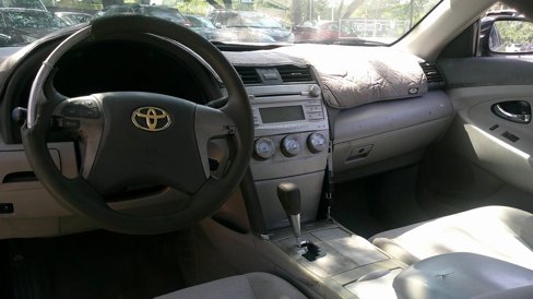 Used 2010 Toyota Camry LE image 20