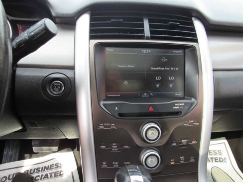 Used 2013 Ford Edge SEL image 21