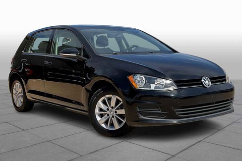 Used 2017 Volkswagen Golf S image 3