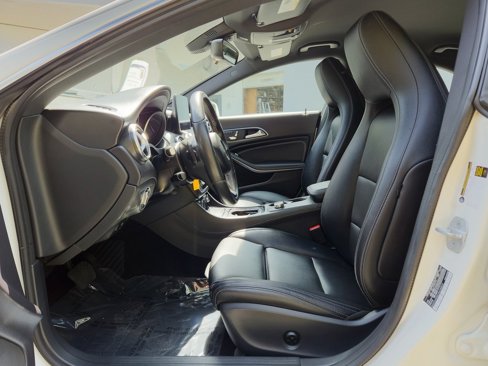 Used 2018 Mercedes-Benz CLA 250 image 10