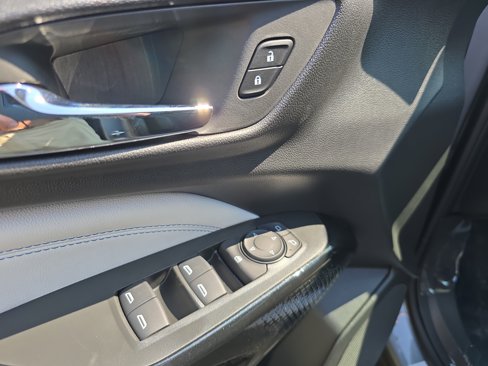 New 2025 Chevrolet Trax LT w/ Driver Confidence Package image 17