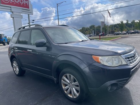Used 2011 Subaru Forester 2.5X Premium w/ All-Weather Pkg image 2