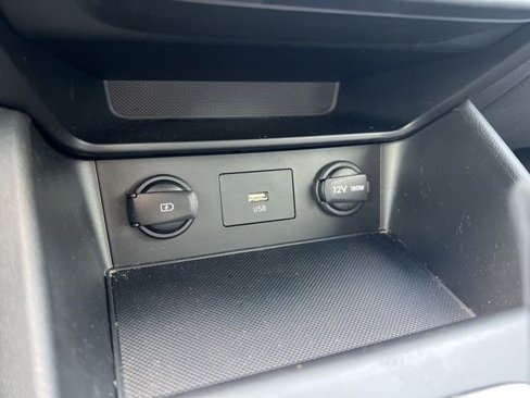 Used 2022 Hyundai Kona SE image 20