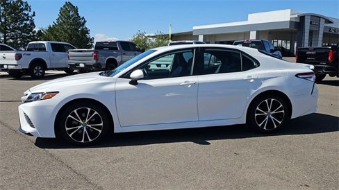 Used 2020 Toyota Camry SE image 5