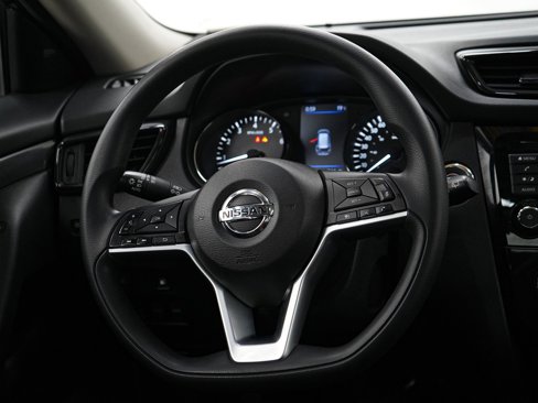 Used 2020 Nissan Rogue SV image 15