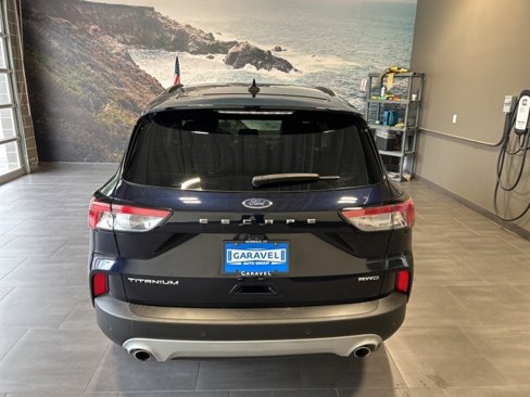 Used 2021 Ford Escape Titanium image 35