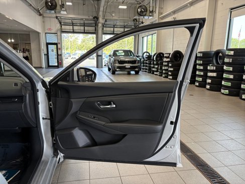 Certified 2023 Nissan Sentra S image 30