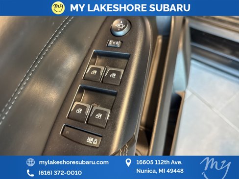 Used 2015 Cadillac SRX Performance w/ Driver Awareness Package image 11