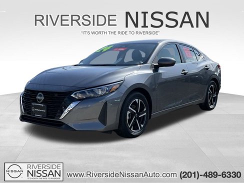 Certified 2024 Nissan Sentra SV image 1