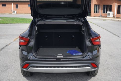 New 2025 Chevrolet Trax LT w/ Driver Confidence Package image 5