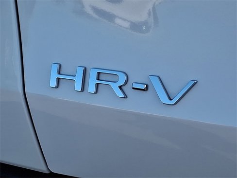 Certified 2025 Honda HR-V LX image 30